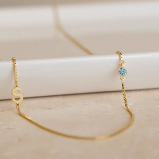 Collar inicial girado con circonita