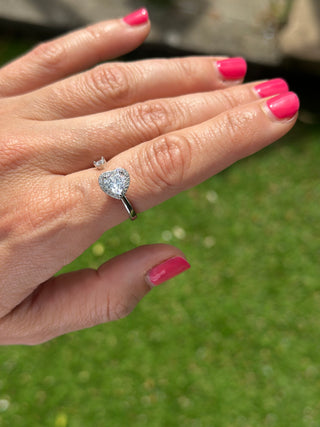 Anillo antiestrés giratorio corazón | Anillo ansiedad ajustable con circonitas