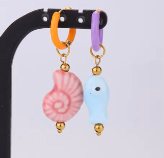 Pendientes de Cerámica Pez y Caracola | Acero Inoxidable