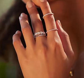 Anillo flores plata 925 ajustable – rosa, azul o verde