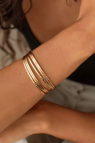 Pulsera Fina Premium de Acero Inoxidable – Grabado Elegante con Nombre