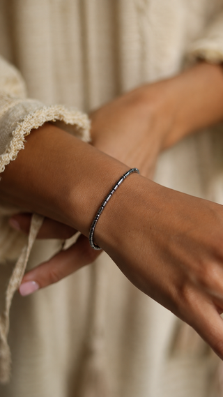 Pulsera Código Morse Personalizada de Hematita – Mensaje Secreto