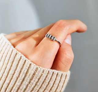 Anillo antiestrés de plata 925 con cuentas giratorias de colores